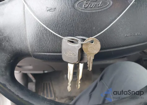 1999 Ford F-150 Lariat/Work Series/Xl/Xlt z USA, uszkodzony, nr VIN 1FTRF17Z3XKC02720